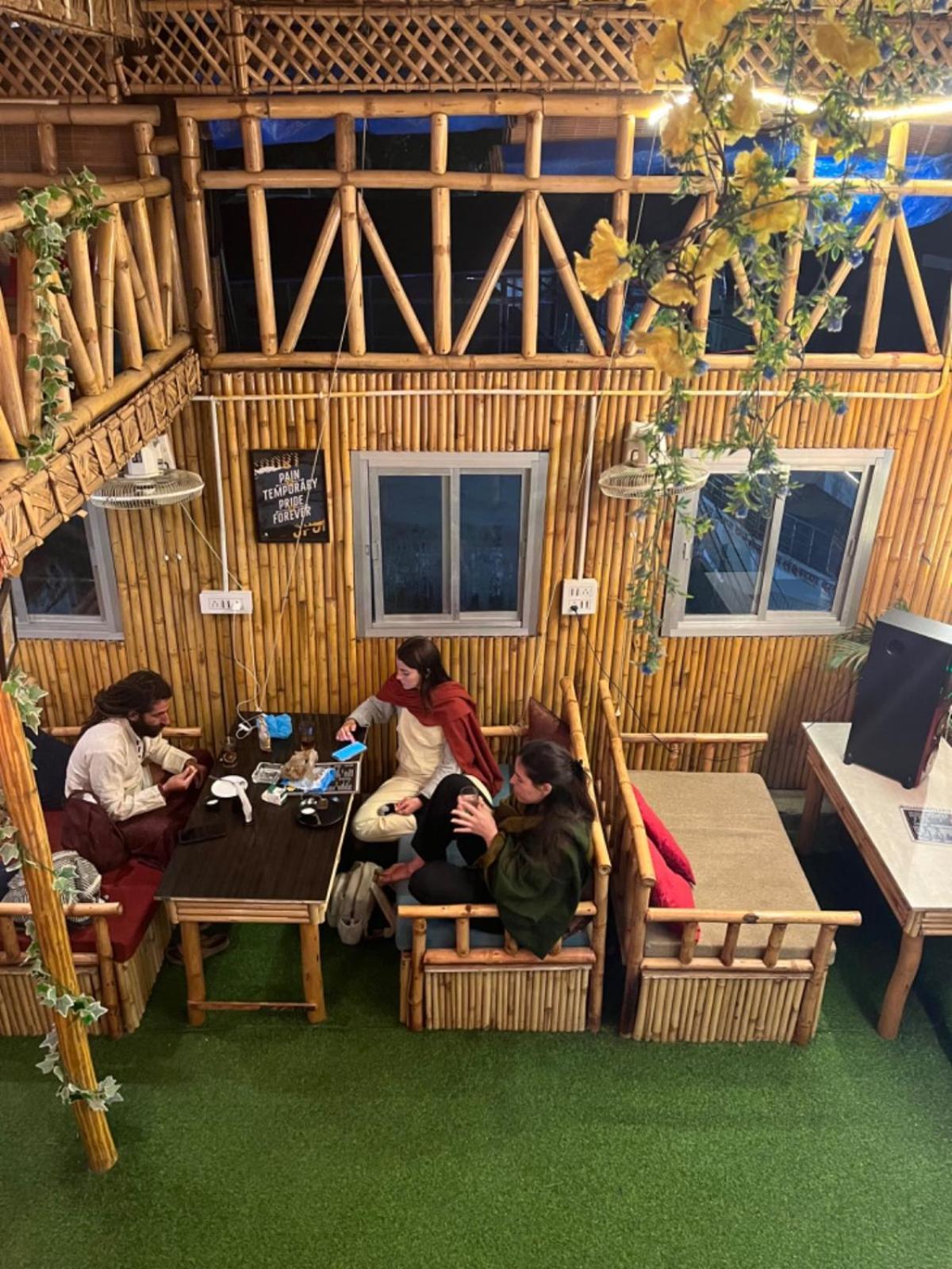 Baba'S Rishikesh Hostel Ngoại thất bức ảnh